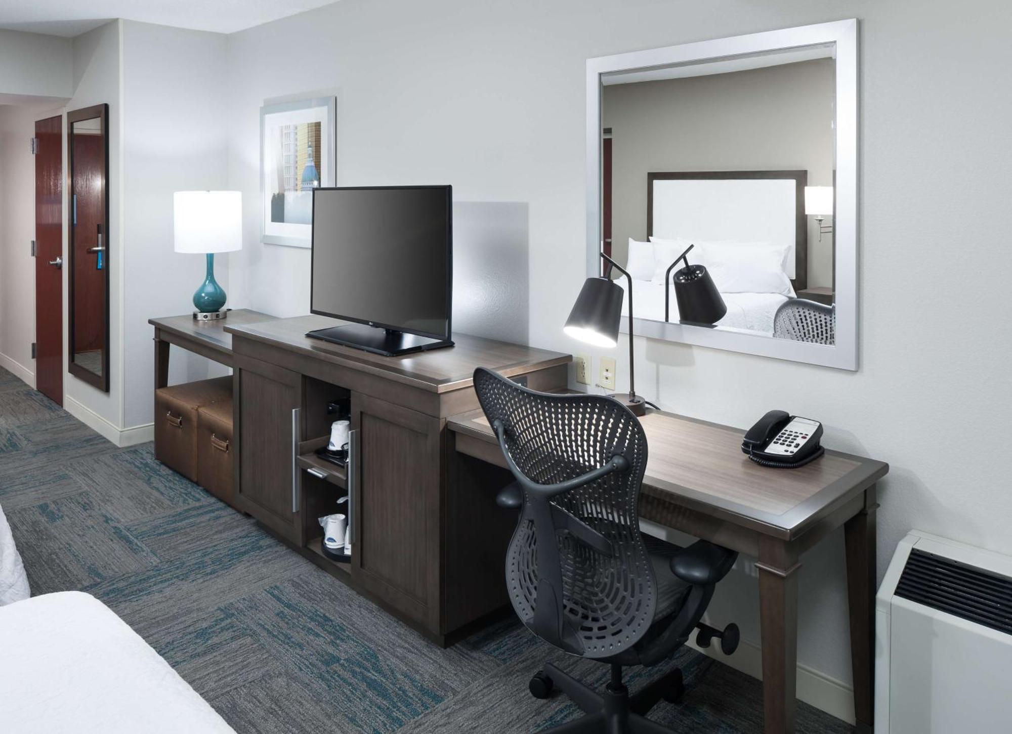Hampton Inn St Louis- At The Arch Saint Louis Eksteriør billede